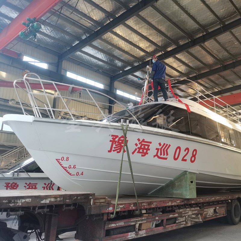 廠家供應(yīng)玻璃鋼客船，巡邏艇，交通艇，公務(wù)接待艇，觀光艇，游艇